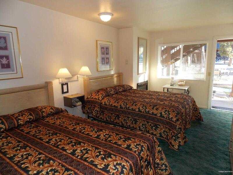 Фото Vintage Lakeside Inn