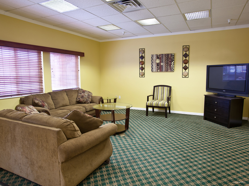 Фото Landmark Inn Fort Irwin