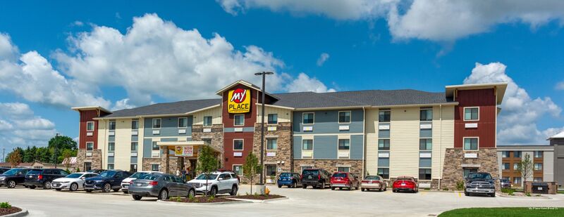 Фото отеля 1