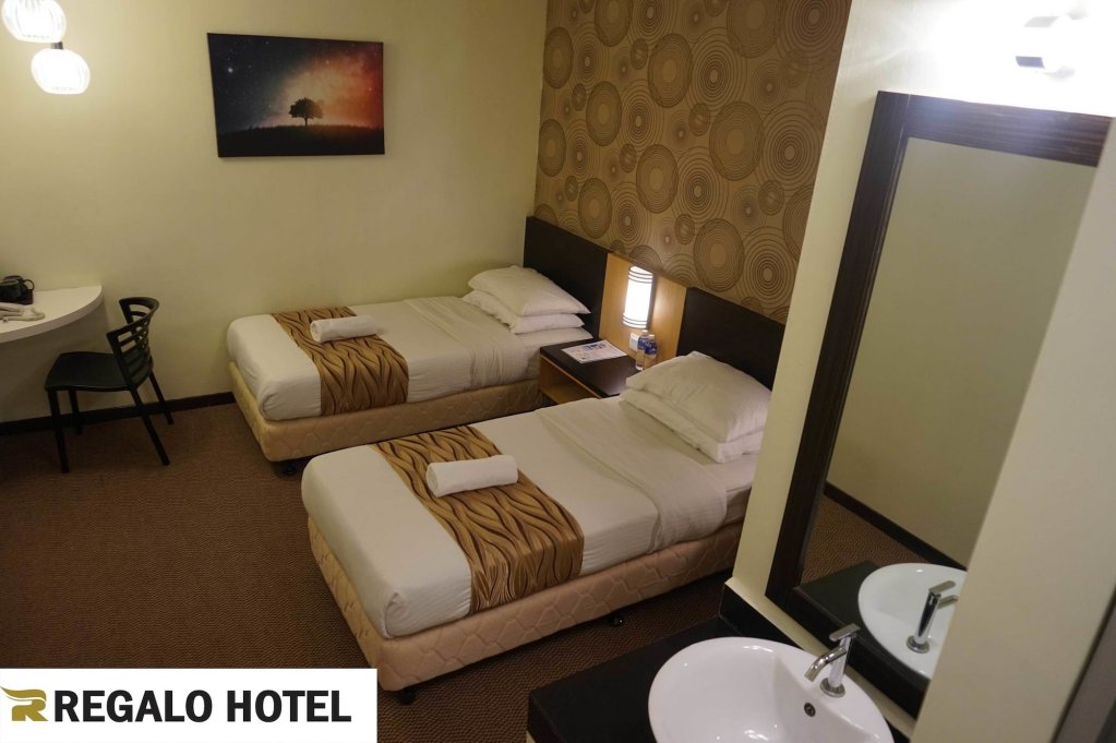 Фото Oyo 1009 Regalo Hotel