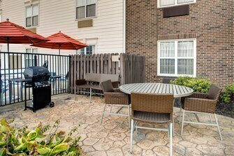 Гостиница MainStay Suites Middleburg Heights Cleveland Airport