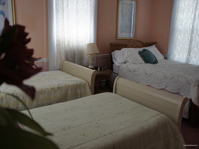 Фото Admiral Weaver Inn