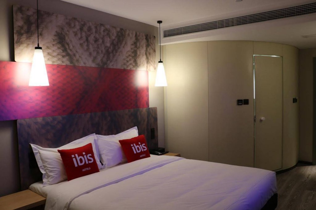 Фото Ibis Shanghai North The Bund Zhoujiazui Road