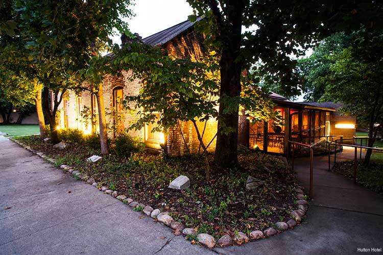 Фото Hutton Hotel