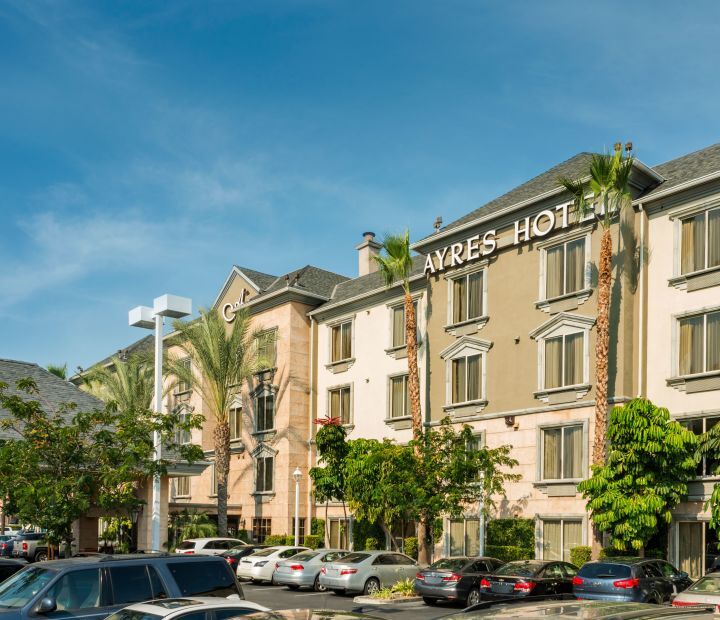 Фото Ayres Suites Yorba Linda