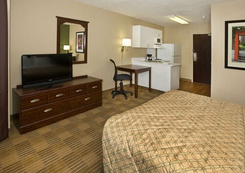 Гостиница Extended Stay America Suites Santa Barbara Calle Real