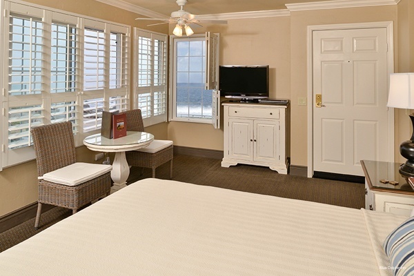 Фото Blue Dolphin Inn