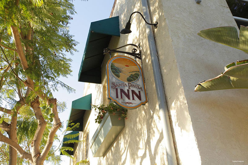 Фото Santa Paula Inn