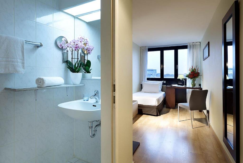 Фото Hotel Regent München