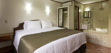 Гостиница Copacabana Hotel And Suites - Adults Only