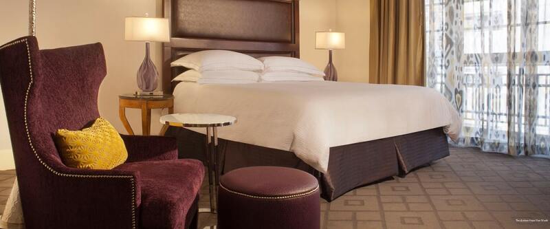 Фото The Ashton Hotel