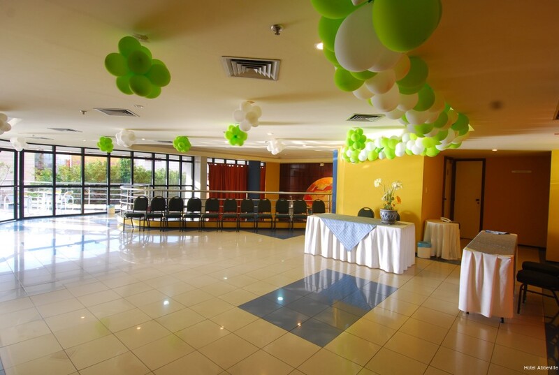 Фото Abbeville Hotel