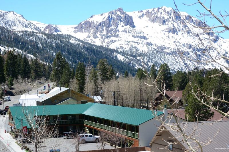 Фото Historic Streetcar Inn