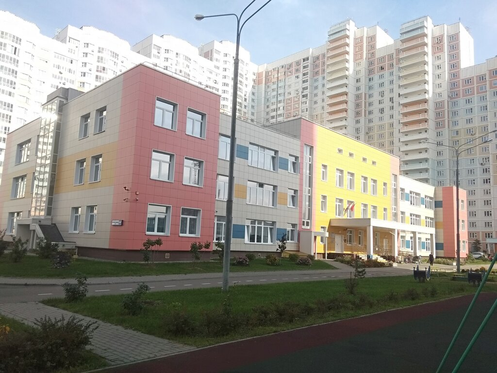 مركز الرعاية النهارية، رياض الأطفال Mbdou Kindergarten № 75 Scarlet Flower ، ، صورة