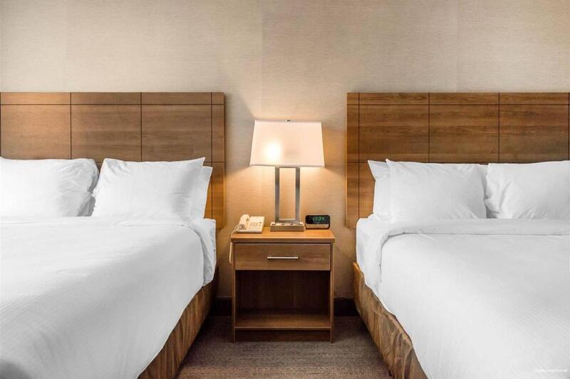 Фото Quality Hotel Dorval Aeroport