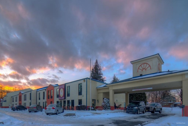Фото Hotel M Mount Pocono