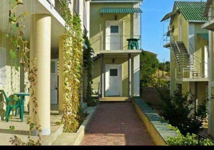 Фото отеля 1