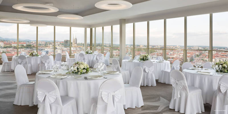 Фото International Hotel