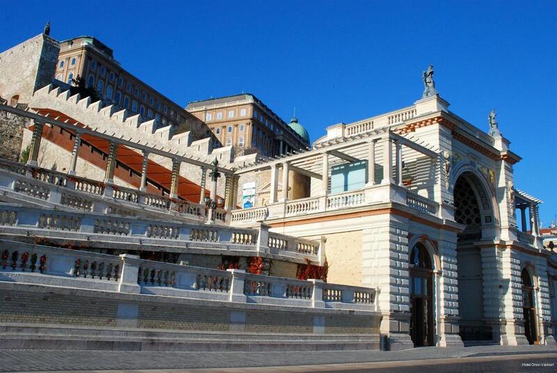 Фото Hotel Orion Várkert