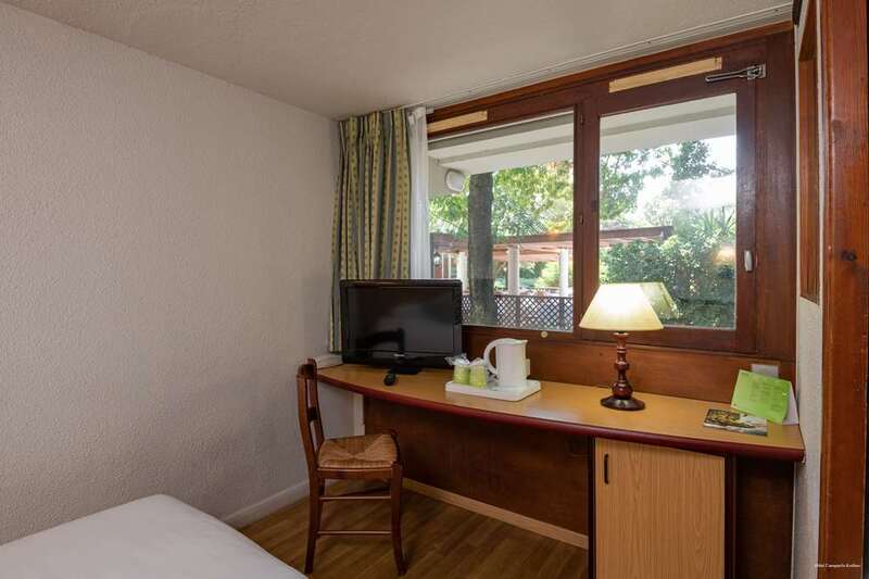 Фото Hôtel Campanile Antibes