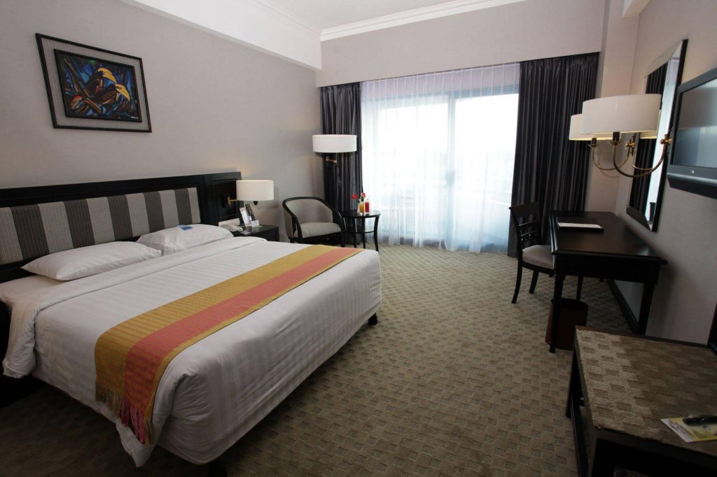 Фото Blue Sky Hotel