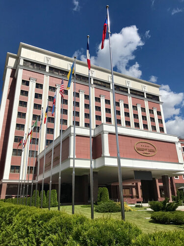 Внешний вид отеля Президент-Отель в Минске, фото 5