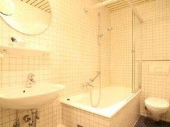 Фото Hotel Alster-Hof