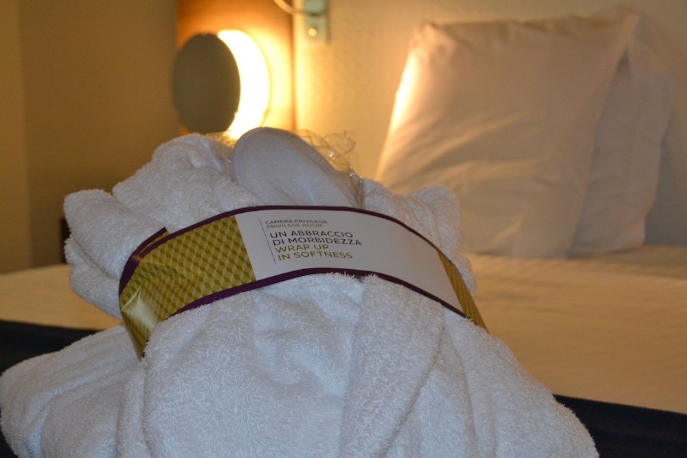 Фото Mercure Roma Centro Colosseo Hotel