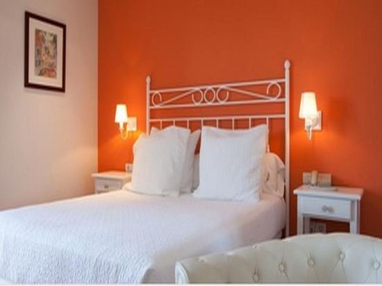 Фото Hotel Les Rotes