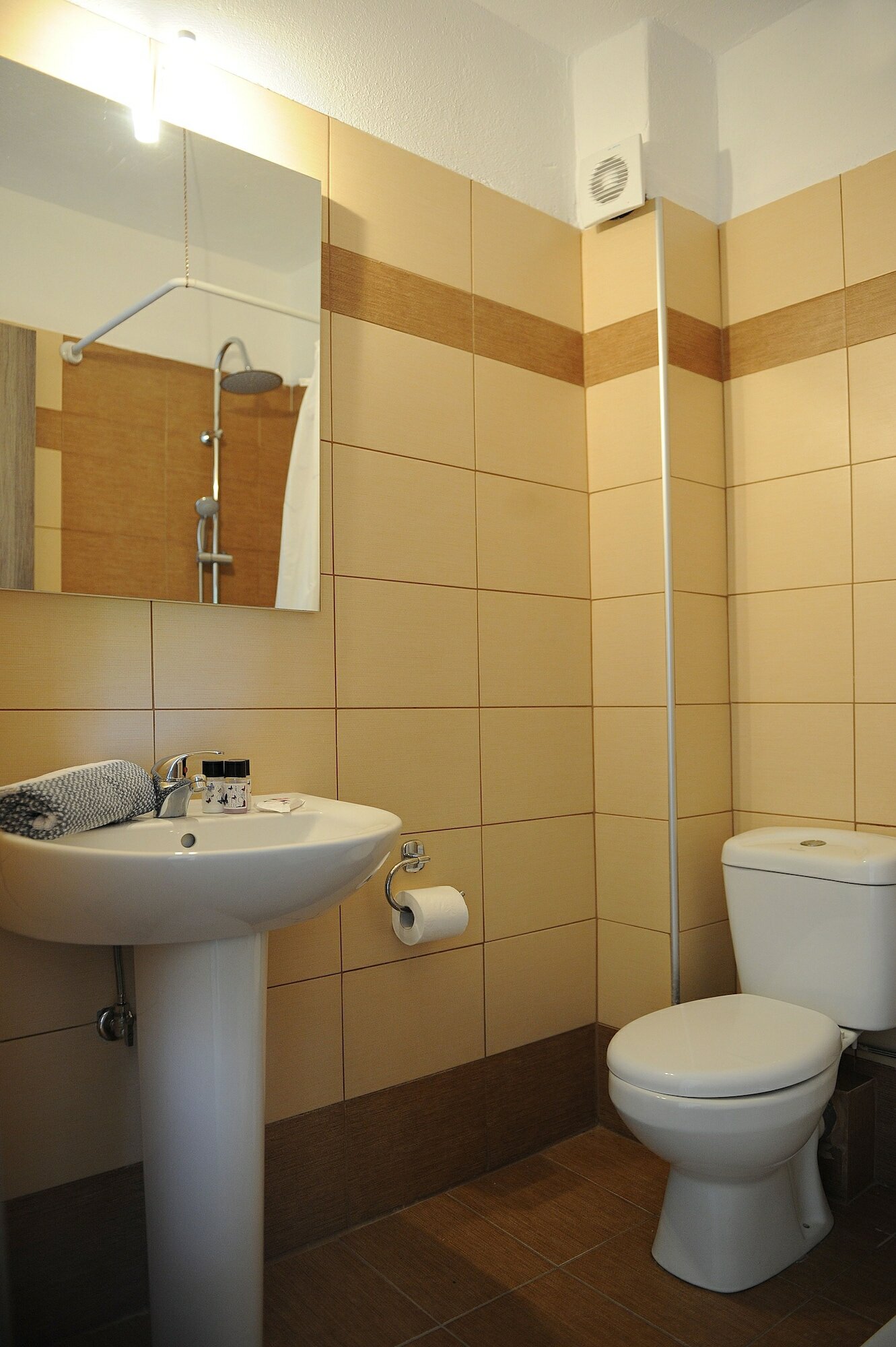 Фото Rodon Loutra