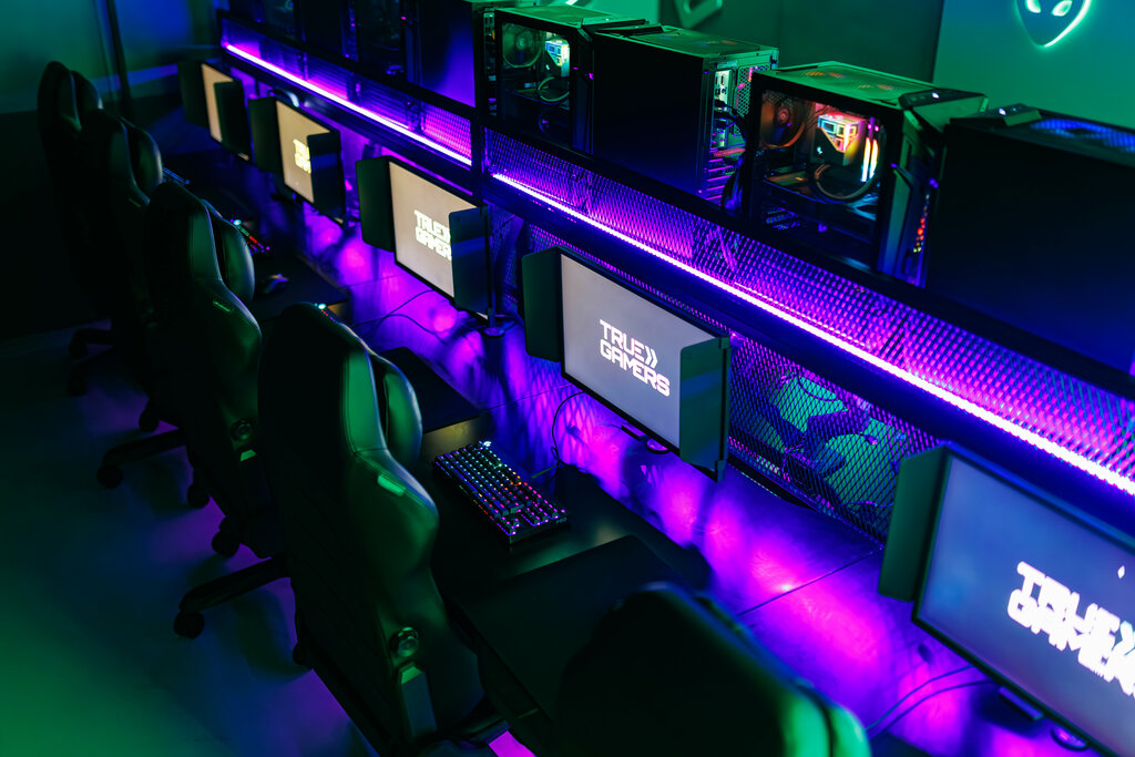 Computer club True Gamers - Box Park, Dubai, photo