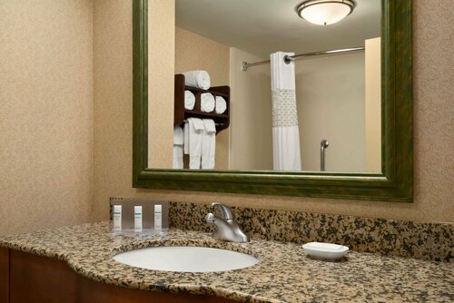 Гостиница Hampton Inn & Suites Williamsburg-Central в Уильямсбурге