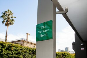 Гостиница The Terrace Hotel Adelaide