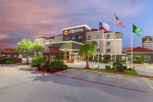 Гостиница La Quinta Inn & Suites by Wyndham Houston Channelview в Хьюстоне