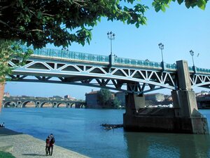 Гостиница ibis Styles Toulouse Centre Canal du Midi