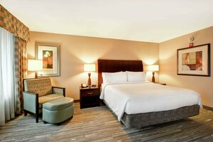 Hilton (New Jersey, Bergen County, Village of Ridgefield Park), hotel