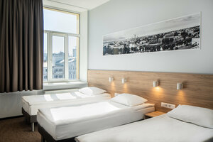 Гостиница Corner Hotel