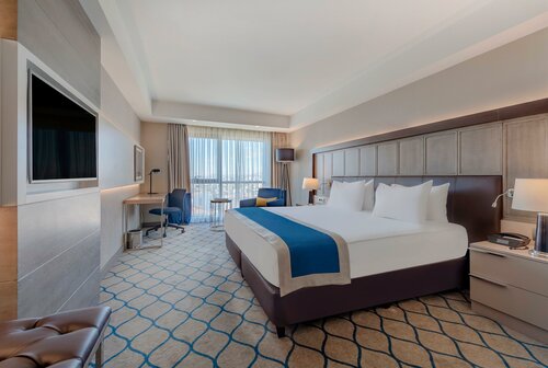 Гостиница Holiday Inn Kayseri - Duvenonu в Кайсери