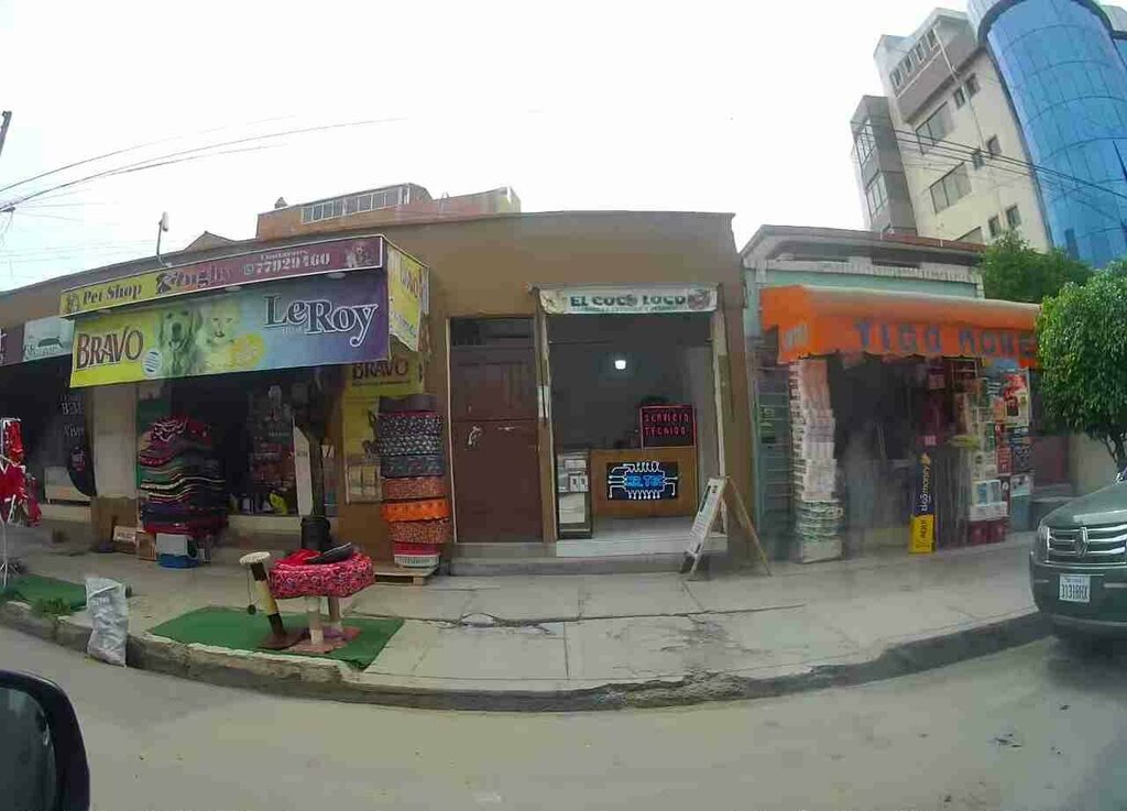 Paying agent Tigo Money, Cochabamba, photo