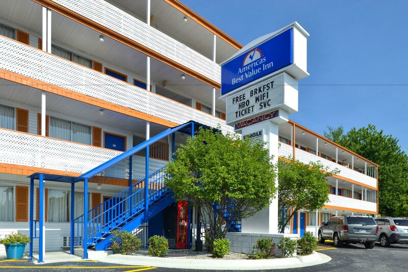 Гостиница Americas Best Value Inn & Suites Branson - Near the Strip