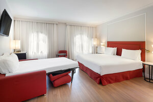 Гостиница Exe Sevilla Macarena