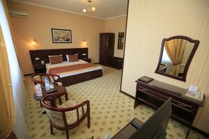 Asia Fergana (Ferghana, Alisher Navoi Street, 26) ، فندق