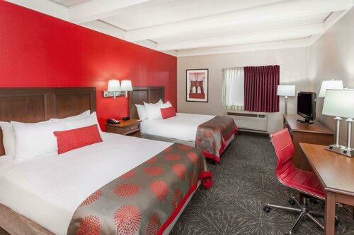 Гостиница Ramada Hotel & Conference Center by Wyndham Hammond
