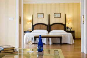 Hotel Jerez & SPA (Jerez de la Frontera, Avenida Alcalde Alvaro Domecq, 35), hotel