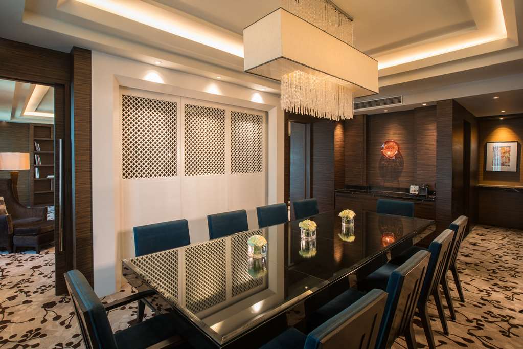 Фото Radisson Blu Hotel, Cebu