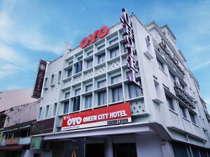 Гостиница Oyo 998 Queen City Hotel