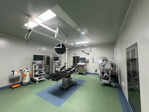 Үстелдің астын жалап әйелдік