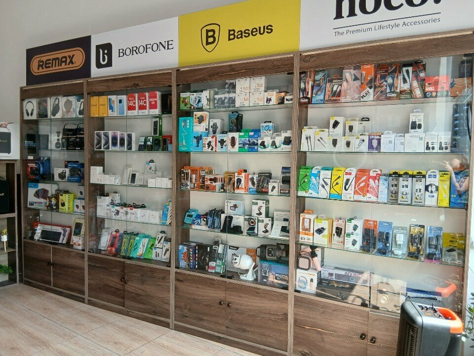 Items for mobile phones On Store, Yerevan, photo