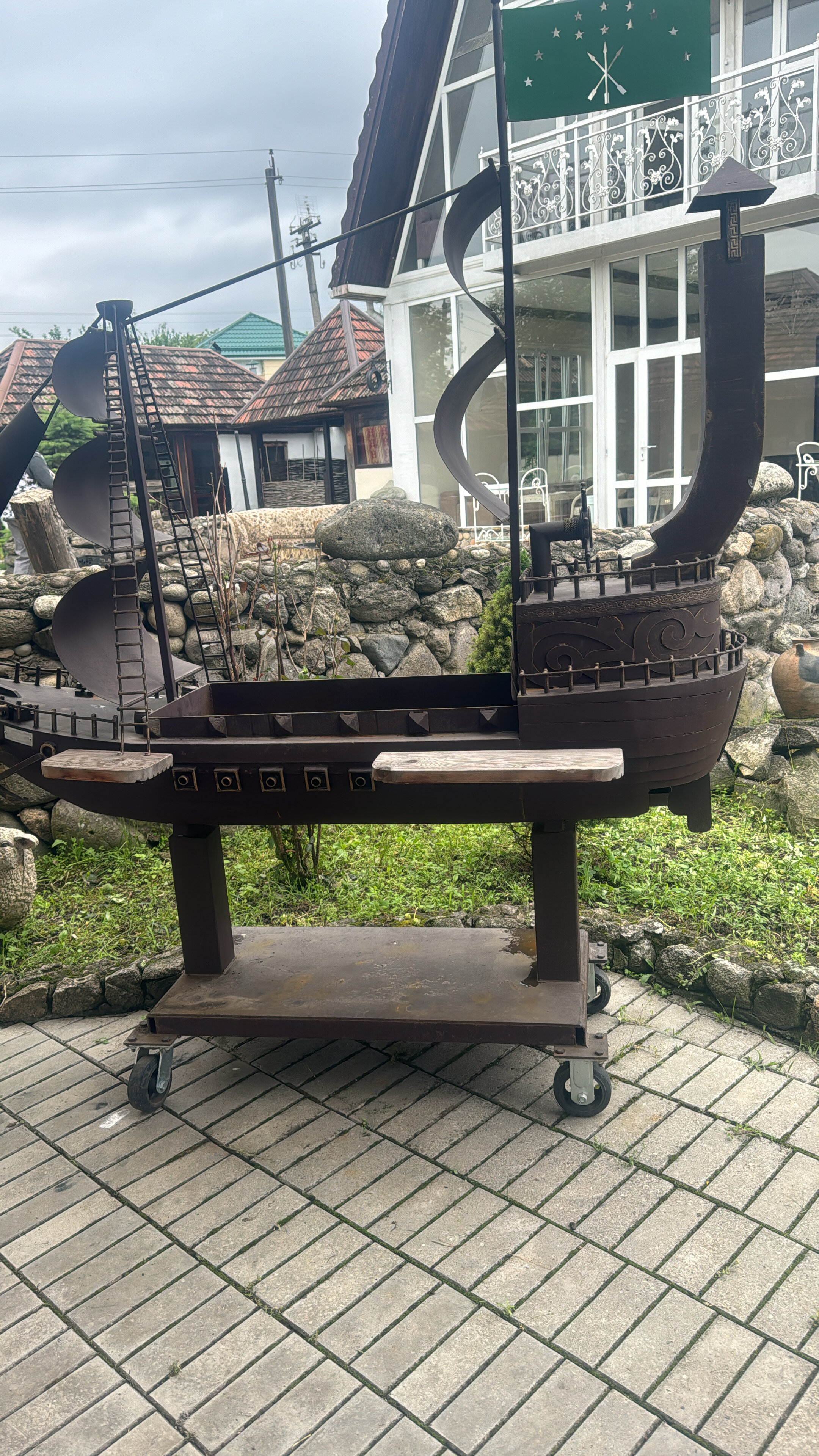 Фото Кавказская пленница