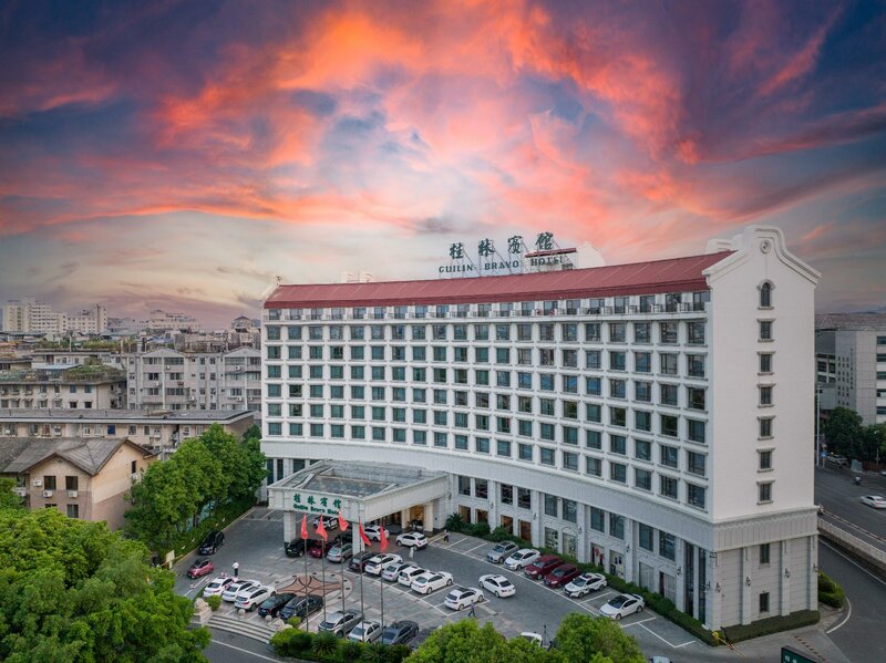 Гостиница Guilin Bravo Hotel Grand Wing в Гуйлине
